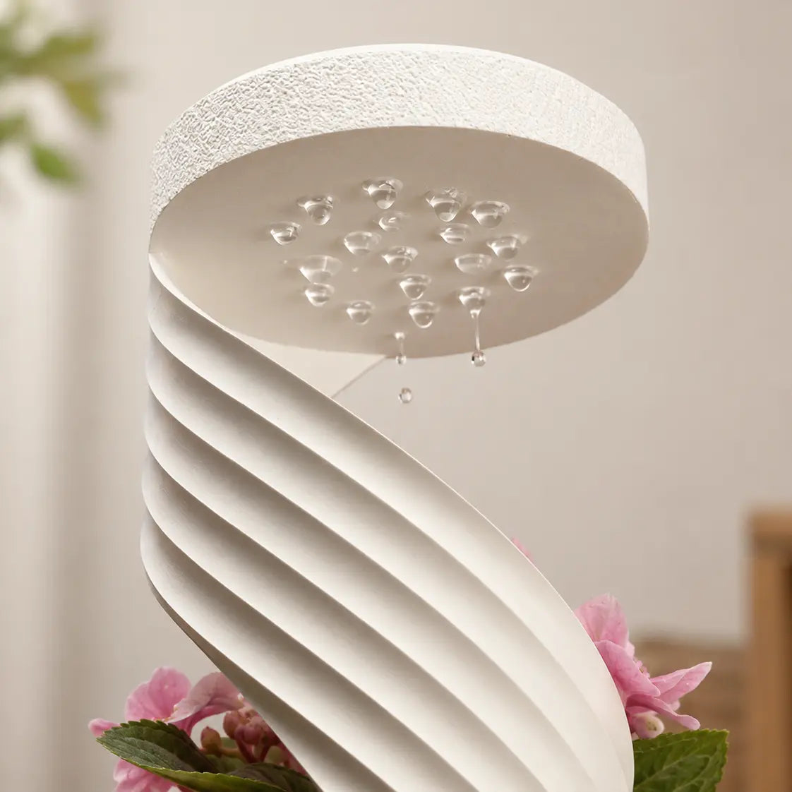 Modern Spiral Self-Watering Flower Pot